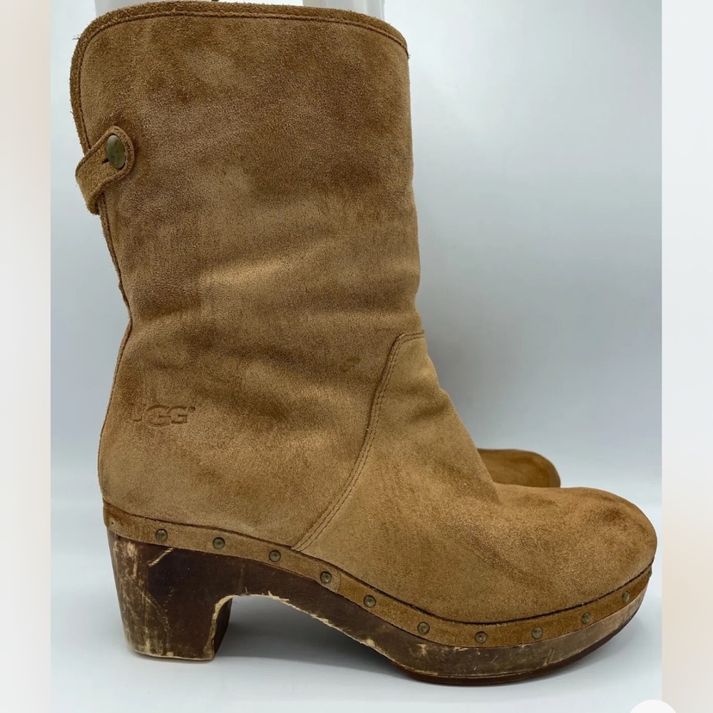 Ugg Australia Womens Lynnea Shearling Suede Boots.